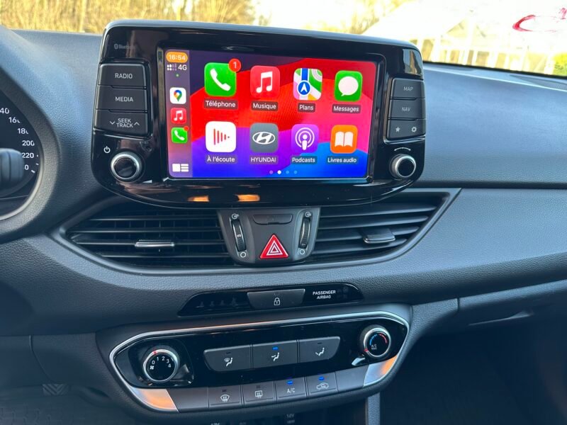 VENDUE/SOLD Hyundai I30 Wagon T-GDI - XENON - CARPLAY - CAMERA - ATTACHE REMORQUE - CRUISE