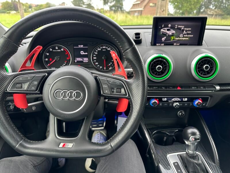 VENDUE/SOLD Audi A3 Berline - 30 TFSI - SHADOW LOOK PLUS - CARPLAY - CAPTEURS 360°