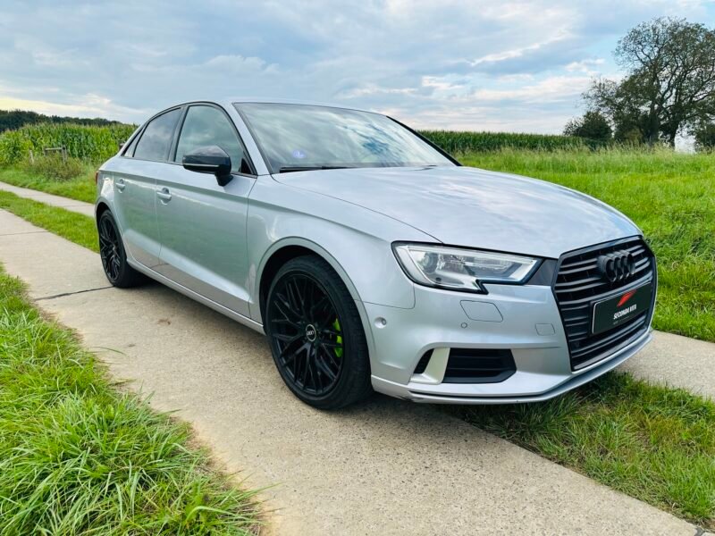 VENDUE/SOLD Audi A3 Berline - 30 TFSI - SHADOW LOOK PLUS - CARPLAY - CAPTEURS 360°