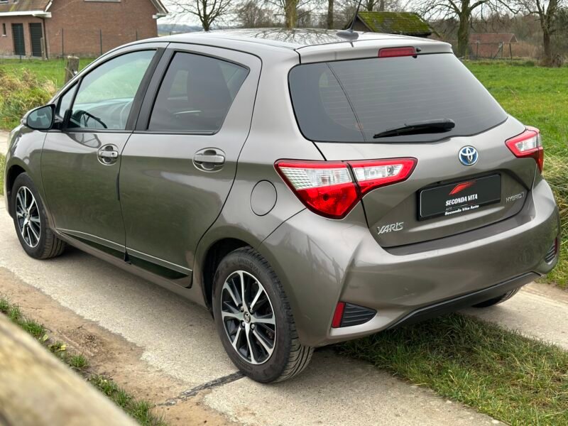 Toyota Yaris 1.5i VVT-i Hybrid Comfort E-CVT